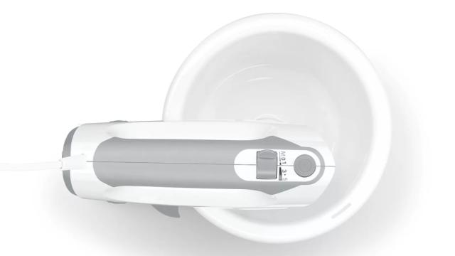 Миксер Bosch MFQ364V6, Hand mixer, 450 W, Fresh Vacuum, Vacuum pump, vacuum container (1.0 l), 3 vacuum bags of the type (1.2 l and 3.8 l)., included bowl and stand, 5 speed settings, additional pulse/turbo setting, White