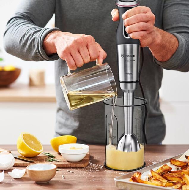Пасатор Bosch MS8CM61V1, Blender, MaxoMixx, 1000 W, QuattroBlade Pro, Vacuum pump, vacuum container (1.0 l), 3 vacuum bags of the type (1.2 l and 3.8 l), Included transparent jug, Stainless steel