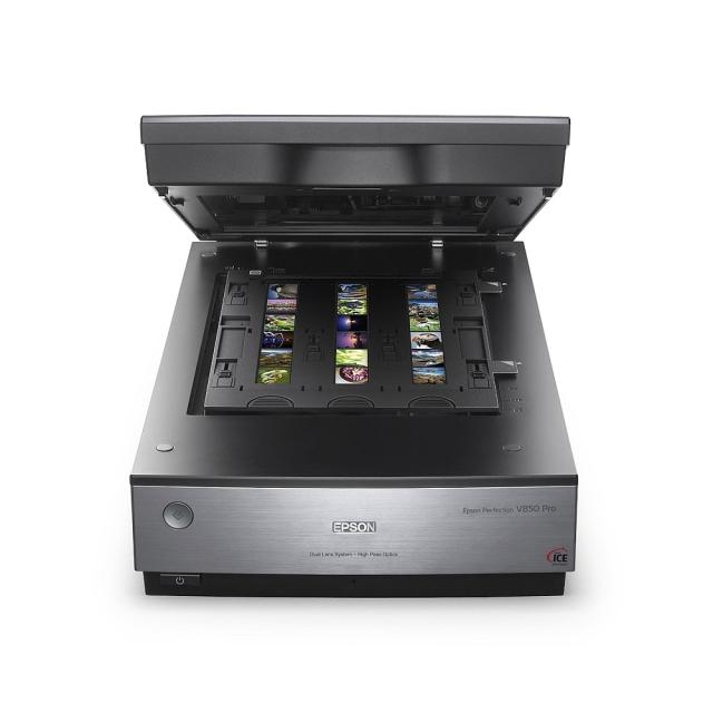 Скенер Epson Perfection V850 Pro + Epson Photo Paper Glossy 10x15cm 500 sheet