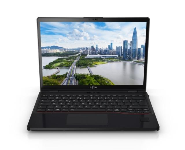 Лаптоп Fujitsu LIFEBOOK U5313X, Intel Core i5-1335U up 4.6 GHz, 13.3"WUXGA Touch AG, 16GB onboard, SSD 512GB PCIe G4 FDE, Intel IRIS, FPR&SCR, TPM 2.0, FHD FR Cam w/Hello, WiFi 6E AX211, BT5.2, LTE ready, 4cell 64Wh, AES pen, Blk Kbd + Fujitsu Type-C