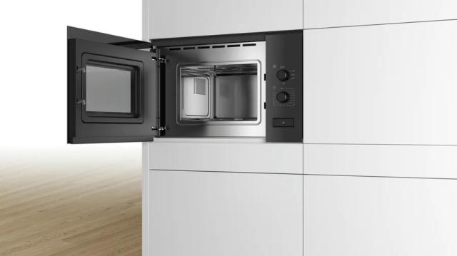 Микровълнова печка Bosch BFL520MB0 SER4; Built-in microwave, 800 W, 20 l, left hinge, Stainless steel