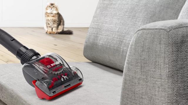 Прахосмукачка Bosch BGS7PET, Vacuum Cleaner, Series 8, SensorBagless Technology, ProAnimal, HEPA hygienic filter, 72 dB(A), red