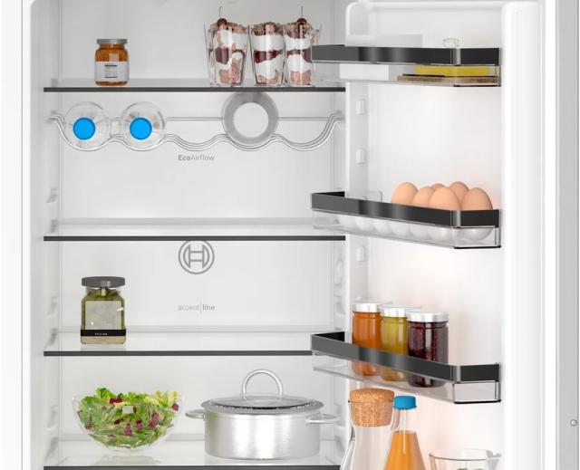 Хладилник Bosch KIN96VFD0, SER4, Built-in fridge-freezer, NoFrost, D, 193.5 x 55.8 cm, 290 l (215+75), 34 dB(A), VitaFresh, EcoAirflow, flat hinge