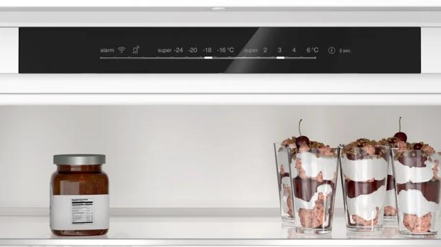 Хладилник Bosch KBN96VFE0, SER4, Built-in fridge-freezer, NoFrost, E, 193.5 x 70.8 cm, 383 l (285+98), 34 dB(A), VitaFresh XXL <0°C>, HC, flat hinge