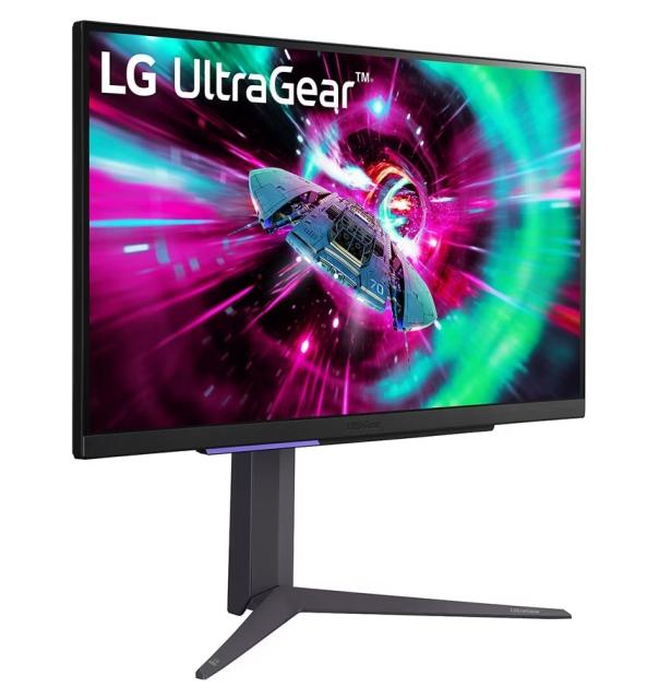 Монитор LG 27GR93U-B, 27", UltraGear IPS 1ms (GtG), AG, UHD 4K (3840x2160), 144Hz, HDR10, 1000:1, 400cd/m2, DCI-P3 95%, USB3.0 (1up/2down), VRR, AMD Free-sync, NVIDIA G-Sync, HDMI, DP, Height Adjustable, Pivot, Tilt, Headphone Out, Black