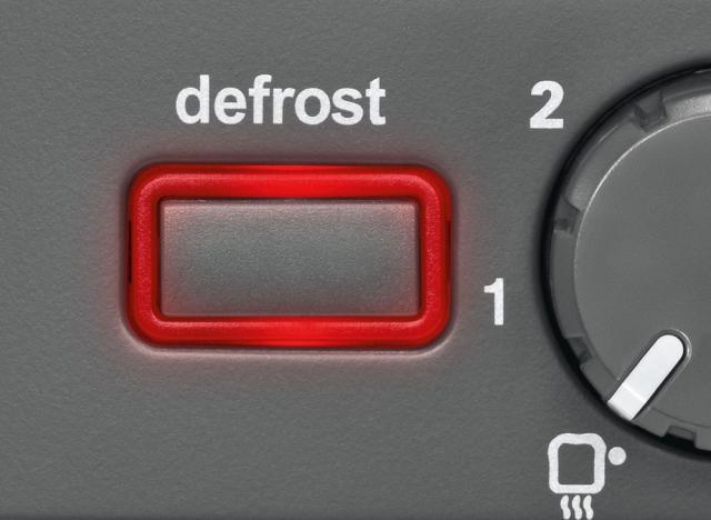 Тостер Bosch TAT6A114, Toaster, ComfortLine,  915-1090 W, Auto power off, Defrost and warm setting, Lifting high, Red