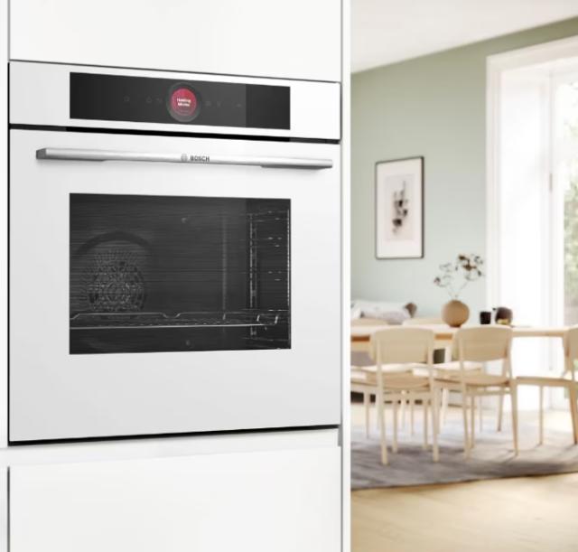 Фурна Bosch HBG7741W1, SER8, Built-in oven 60 x 60 cm, 71 l, TFT touch display, Digital control ring, Hotair Gentle, Air Fry function, A+, Pyrolytic+Hydrolytic, Oven Assistant, Home Connect, White