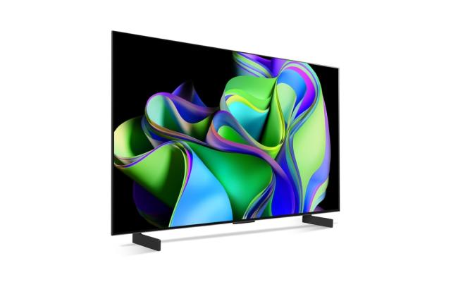Телевизор LG OLED42C31LA, 42" UHD OLED evo, 4K (3840 x 2160), DVB-C/T2/S2, Full Cinema Screnn, Alpha 9 Processor, 120Hz, ThinQ AI, HDR10, VRR, NVIDIA G-SYNC, AMD FreeSync, Dolby Vision, Dolby Atmos, Built-in Wi-Fi, Bluetooth, HDMI, USB, Airplay 2, Mu