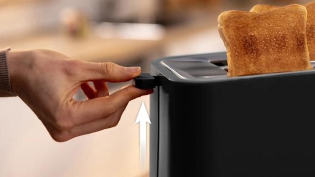 Тостер Bosch TAT3M123, MyMoment Compact toaster, 950 W, Auto power off, Defrost and reheat setting, Removable and foldable bun attachment, High lift, Black