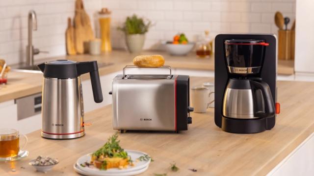 Електрическа кана Bosch TWK6M480, MyMoment Stainless steel Kettle, 2400 W, 1.7 l, Interior light, Cup indicator, Limescale filter, Triple safety function, Stainless steel
