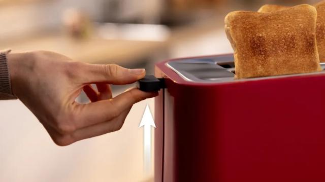 Тостер Bosch TAT4M224, MyMoment Compact toaster, 950 W, Auto power off, Defrost and reheat setting, Removable and foldable bun attachment, High lift, Red