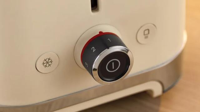 Тостер Bosch TAT4M227, MyMoment Compact toaster, 950 W, Auto power off, Defrost and reheat setting, Removable and foldable bun attachment, High lift, Cream