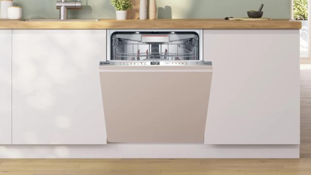 Съдомиялна Bosch SBV6ZCX05E SER6 Intelligent dishwasher fully integrated, B, Zeolith, 865mm height, 9,0l, 14ps, 8p/5o, 40dB(B), Silence 41dB,  3rd basket, Extra Clean Zone, TimeLight, HC, interior light