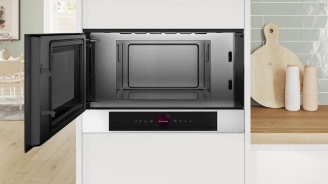 Микровълнова печка Bosch BFL7221W1 SER8 Built-in microwave, 21l, AutoPilot 7, LED light, left hinge,TFT, white