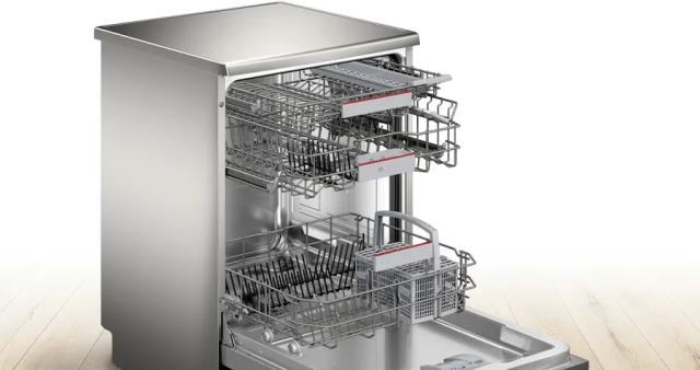 Съдомиялна Bosch SMS4ENI06E SER4 Free-standing dishwasher, B, EcoDrying, 9,0l, 13ps, 6p/5o, 42dB(B), Silence 41dB, Extra Space 3rd basket, Rackmatic, inox, HC