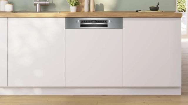 Съдомиялна Bosch SMI4HTS00E SER4 Dishwasher integrated, D, Polinox, 9,0l, 13ps, 6p/5o, 46dB(C), Rackmatic, HC