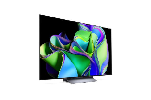 Телевизор LG OLED55C32LA, 55" UHD OLED evo, 4K (3840 x 2160), DVB-C/T2/S2, Full Cinema Screnn, Alpha 9 Processor, 120Hz, ThinQ AI, HDR10, VRR, NVIDIA G-SYNC, AMD FreeSync, Dolby Vision, Dolby Atmos, Built-in Wi-Fi, Bluetooth, HDMI, USB, Airplay 2, Mu
