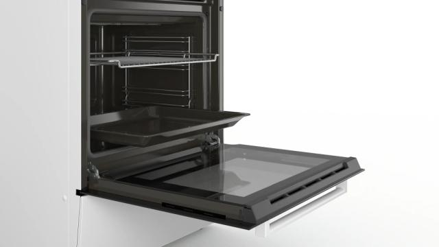 Готварска печка Bosch HKA090220, Electric free-standing cooker, glass-ceramic radiant, white