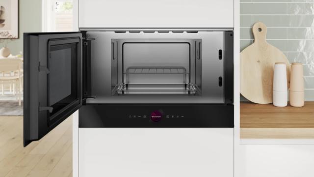Микровълнова печка Bosch BEL7321B1, SER8, Built-in microwave, 21l, AutoPilot 10, LED light, left hinge,TFT, black