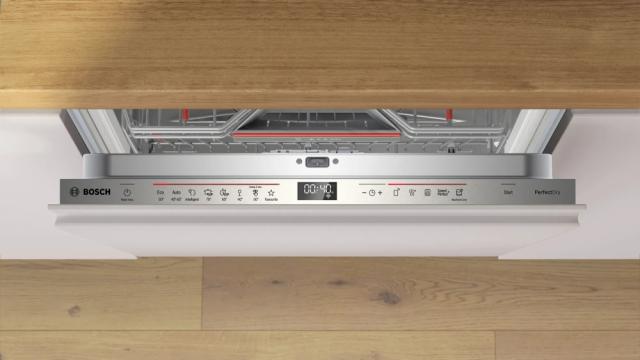 Съдомиялна Bosch SMV6ZCX06E SER6 Intelligent dishwasher fully integrated, B, Zeolith, 9,0l, 14ps, 8p/5o, 40dB(B), Silence 42dB, 3rd drawer, Extra Clean Zone, PerfectDry, display, TimeLight, HC