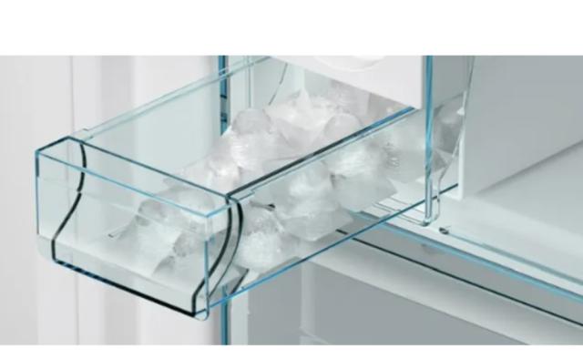 Фризер Bosch GSN58AWDP SER6 FS upright freezer, NoFrost, D, 191/70/65cm, 366l, 38dB(C), IC, 5 drawers (1 BigBox), 3 shelfs, IceTwister, handle, white