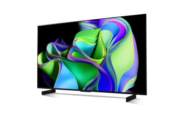 Телевизор LG OLED42C32LA, 42" UHD OLED evo, 4K (3840 x 2160), DVB-C/T2/S2, Full Cinema Screnn, Alpha 9, 120Hz, ThinQ AI, HDR10, VRR, NVIDIA G-SYNC, AMD FreeSync, Dolby Vision, Dolby Atmos, Wi-Fi, BT, HDMI, USB, Multi View, Meteor Titan
