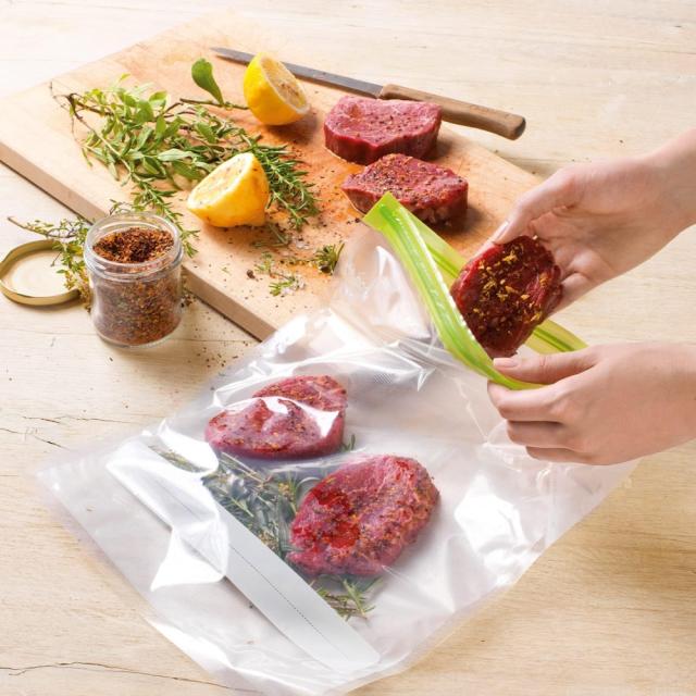 Аксесоар Bosch MSZV6FSG1 Vacuum-sealed Accessory Set for blender ErgoMixx, Included vacuum box, powerful vacuum pump & vacuum bags with zip