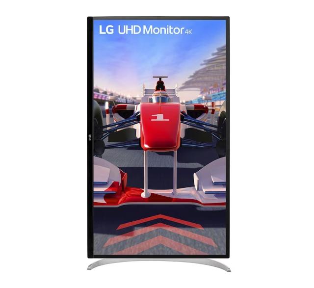 Монитор LG 32UQ750P-W, 31.5" UtraFine AG, VA, DCI-P3 90% , 4ms, 400 cd/m2, 2500:1, 3840x2160, 144Hz, HDR 10, USB Type-C, HDMI, DisplayPort, FreeSync Premium, VRR, Dynamic Action Sync, Speaker, Headphone out, Tilt, Height Adjustable, Clockwise