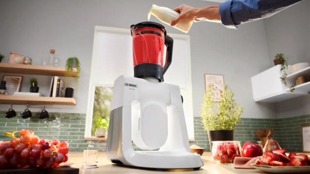 Кухненски робот Bosch MUMS6EW22, Compact Kitchen Machine, MUM6, 3D Planetary Mixing, 1600 W, Professional pastry set, Extra large 5.5L stainless steel bowl, White