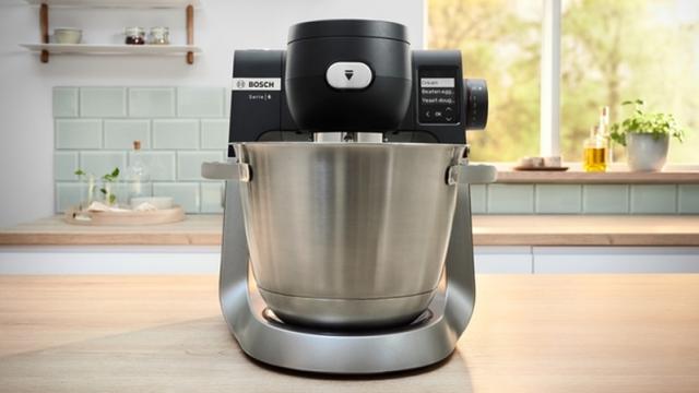 Кухненски робот Bosch MUMS6ZS17, Compact Kitchen Machine with scale, MUM6, 3D Planetary Mixing, 1600 W, Professional pastry set, ThermoSafe Blender, Extra large 5.5L stainless steel bowl, Jet black matt