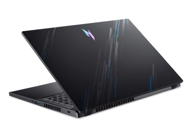 Лаптоп Acer Nitro 5, ANV15-51-72K9, Intel Core i7-13620H (up to 4.90 GHz, 24MB), 15.6" FHD IPS SlimBezel 144Hz, 16GB DDR5, 1024GB PCIe NVMe SSD, GeForce RTX 3050 6GB GDDR6, INTEL 2X2 AX+BT, HD Cam, FP, KB Backlight, No OS, Black
