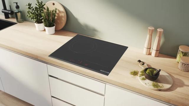 Готварски плот Bosch PVJ631HC1E, SER6, Induction hob, 60 cm, 3 cooking zones, Combi zone, DirectSelect, PerfectFry Plus, HC, Black