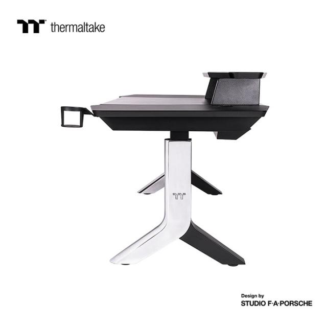 Бюро Thermaltake Argent P900 Smart Gaming RGB Electric - Design by Studio F. A. Porsche